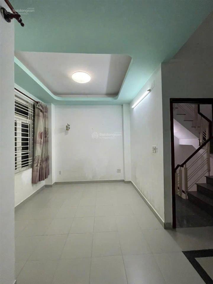 Bán gấp định cư nhật, nhà ở đường dương quảng hàm 50m2, 1,799 tỷ, nhà đẹp, nội thất đầy đủ