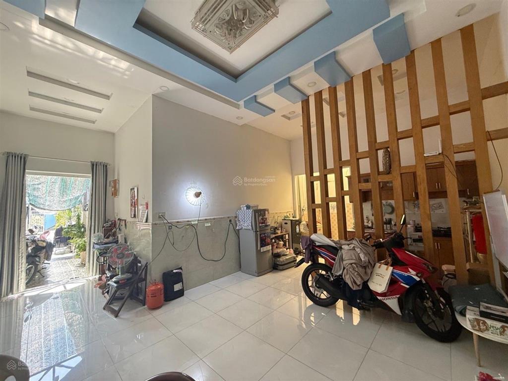 2.95 tỷ nhà xã bà điểm sổ hồng riêng. mặt tiền đường tây lân 4 73m