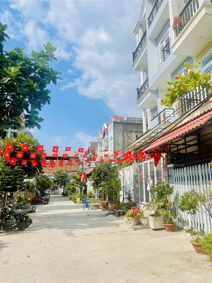 Bán nhà hẻm ôtô phú thuận,q7 ngang hơn 5m nhỉnh 6 tỷ