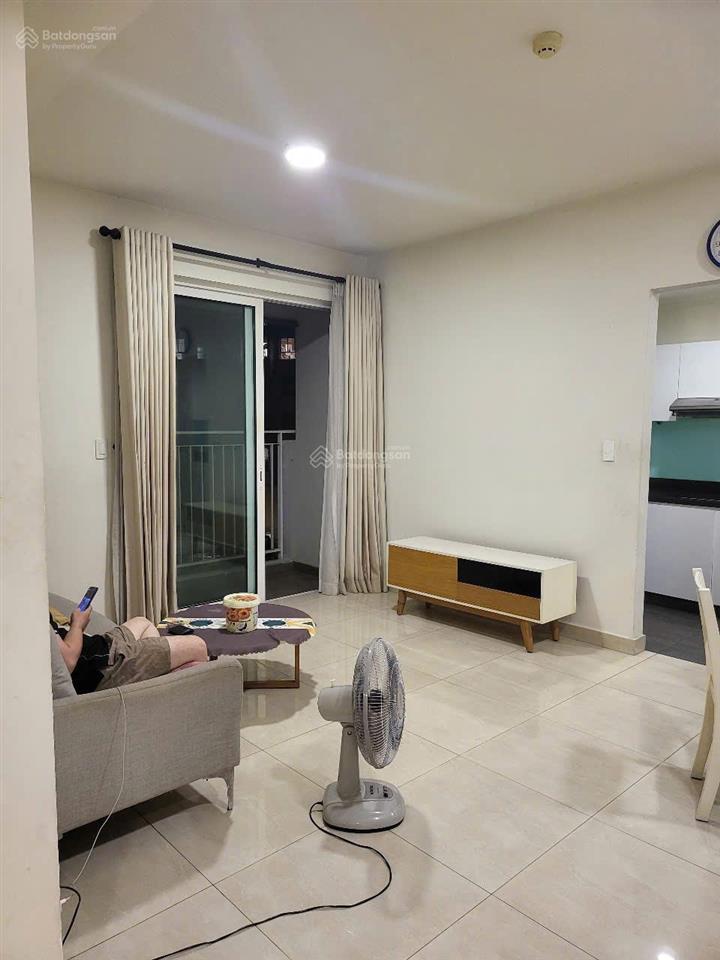 The krista 102m2, 3 phòng ngủ, nội thất cơ bản, giá 7 tỷ, đã có sổ hồng, căn góc, view thoáng mát