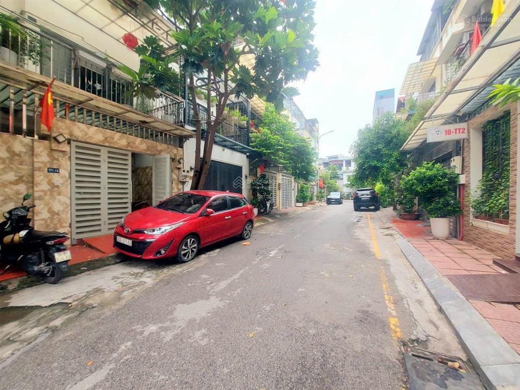 Cần bán gấp căn nhà mặt ngõ 83m2 khu ngã tư sở 29,5 tỷ có thương lượng
