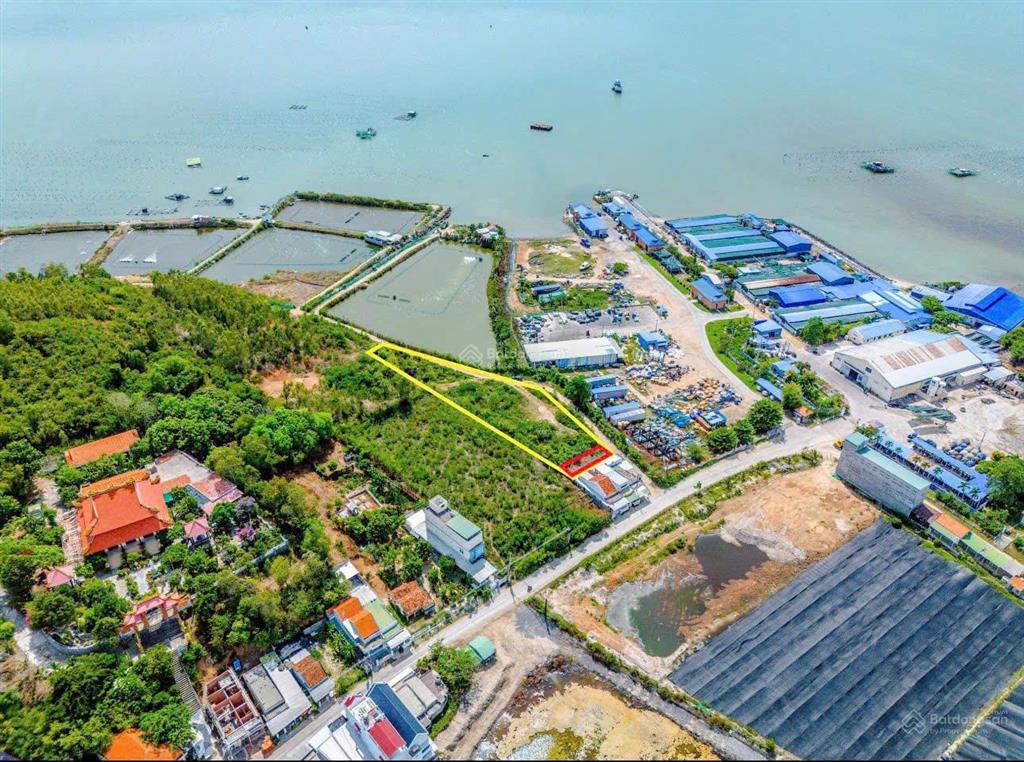 Đất ở đô thị gần biển dốc lết chỉ 750 triệu/nền