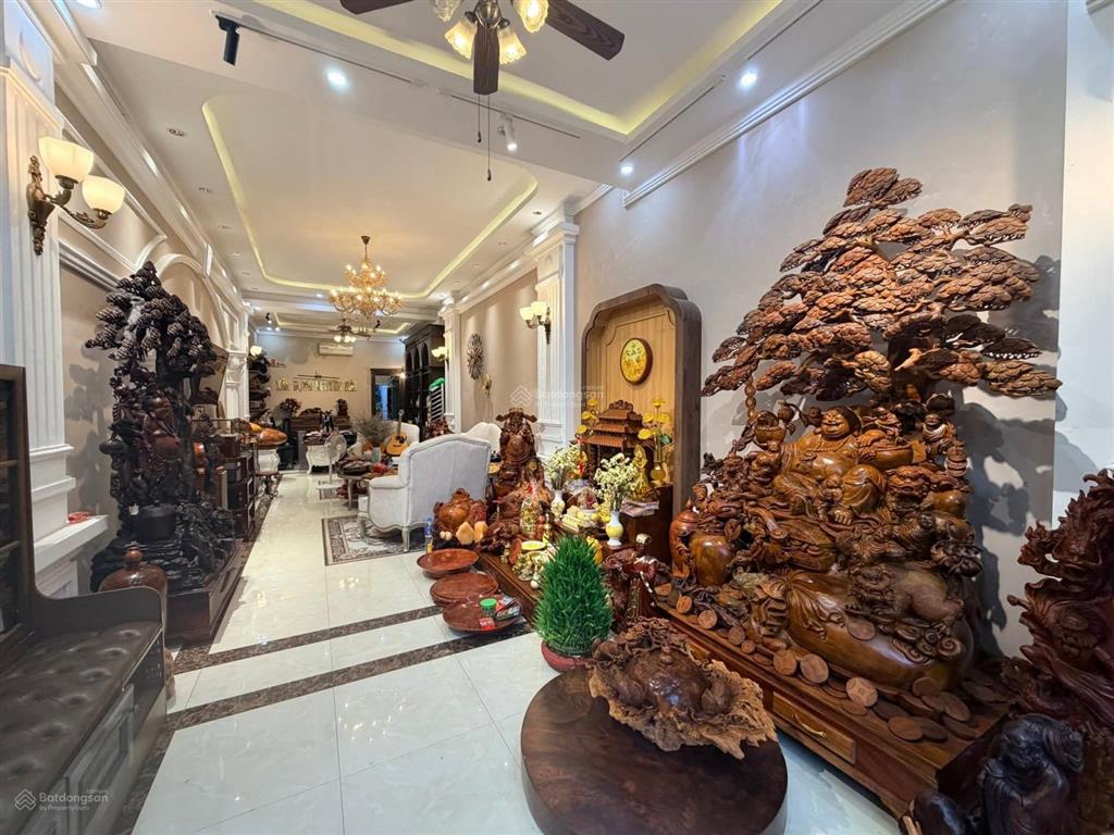 Bán nhà mặt đường trực cát lê chân hải phòng