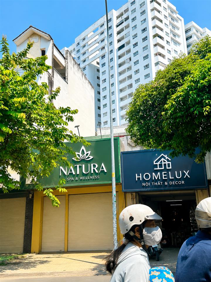 Mặt tiền tân hương, tân phú ngang 5,5m cn 123 m2 khu kinh doanh sầm uất.