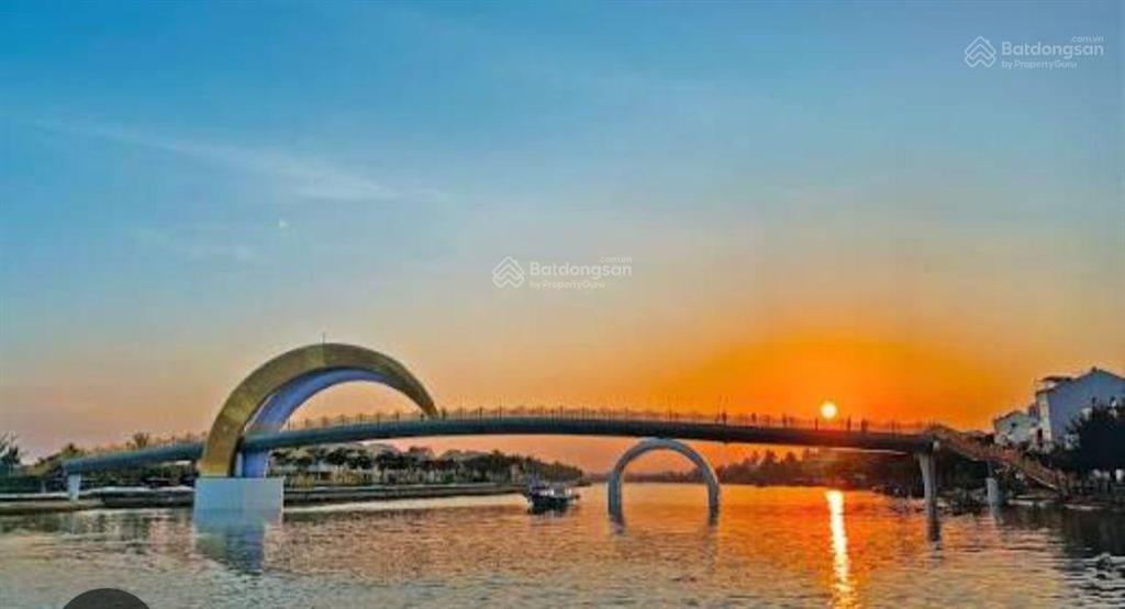 Mặt tiền nguyễn tri phương cẩm nam cách cầu mới 200m