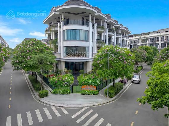 Góc 3 mặt tiền, sẵn dòng tiền thuê ổn định tại van phuc city trực diện công viên
