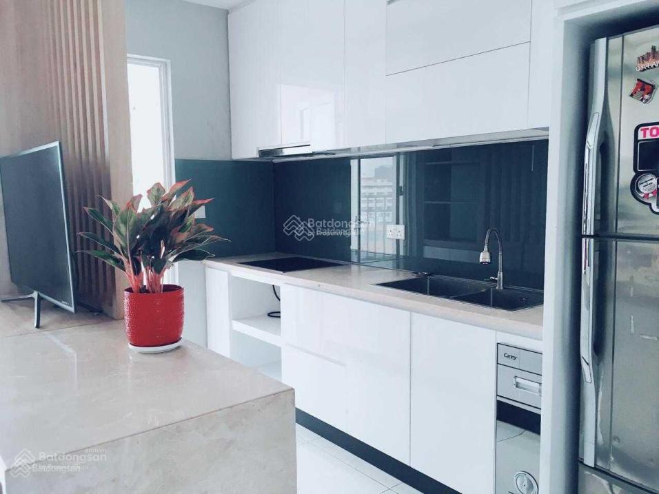 Bán gấp căn hộ xi grand court, quận 10, 90m2 3pn, 2wc, view hồ bơi, giá 8.2 tỷ, 0903 833 ***