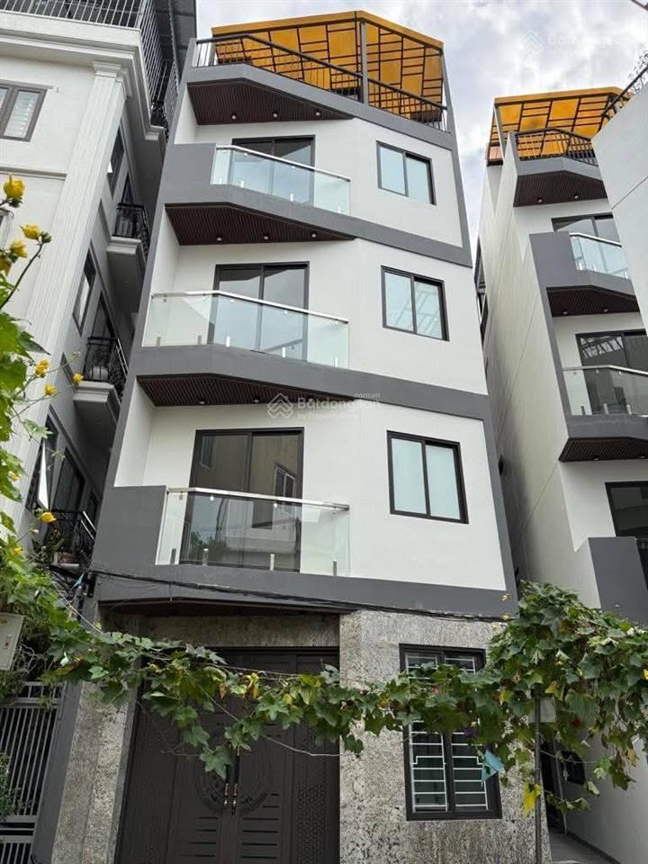Bán nhà 5 tầng mới, dt 32,5m2, trong ngõ 21 phố thanh am, thượng thanh, long biên.