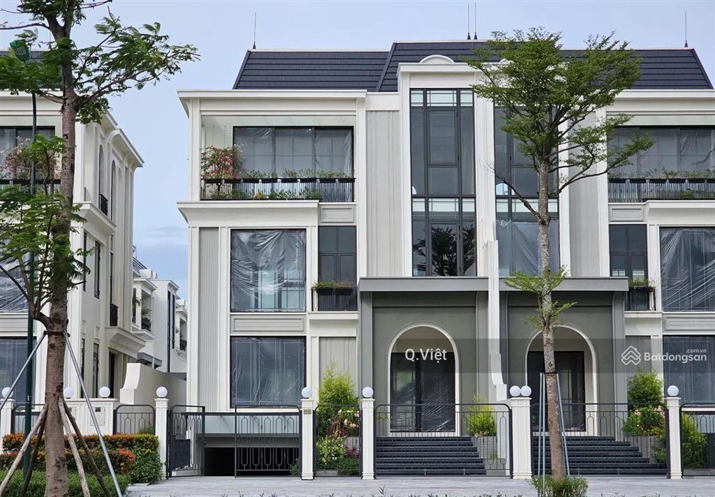 Biệt thự sunshine riverside tây hồ ciputra 150m 5 tầng có hầm mặt tiền 7,5m căn đẹp cần bán gấp