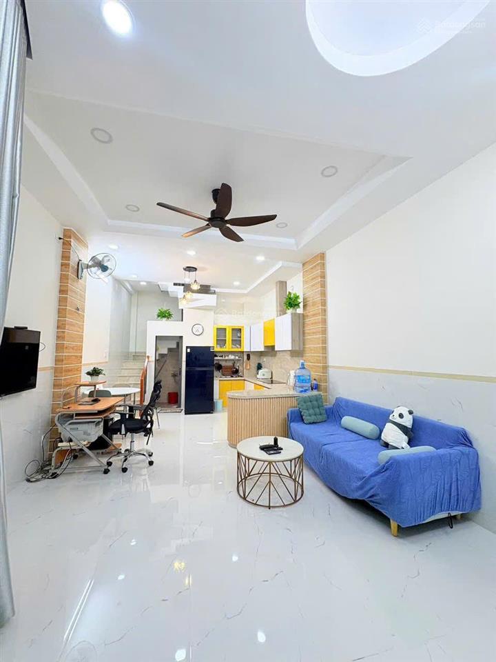 Bán nhà phường bảy hiền (quận tân bình cũ), ngang 4, dài 8, giá 5 tỷ 400 triệu đồng.