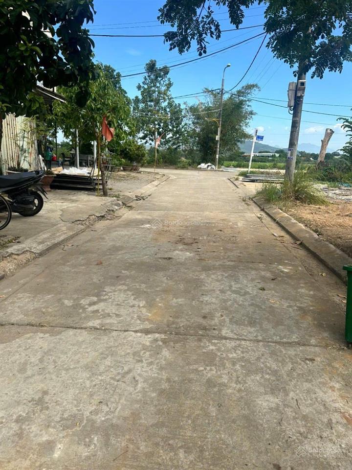 Bán đất (ngang 6m) đường đá bàn 8, hòa phước, hòa vang, dt 120m2, gần ql1a, giá 3 tỷ 250 tl
