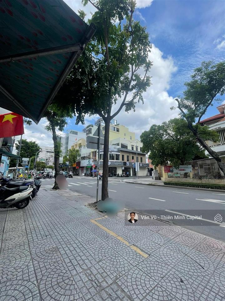Đúng 1 căn! nhà đinh tiên hoàng, q1. kc mới 2 mặt trước sau. lg hẻm 6m an ninh. chỉ 10,7 tỷ.