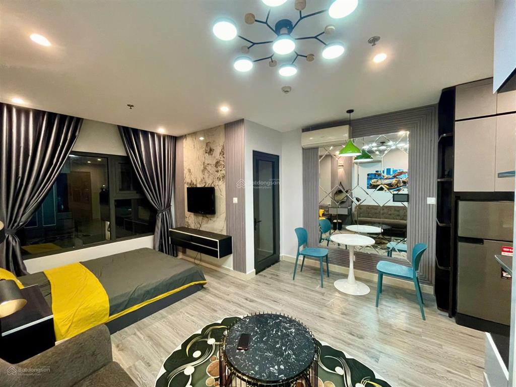 Sốc sốc sốc chính chủ bán gấp căn studio nội thất luxury giá hời vinhomes ocean park