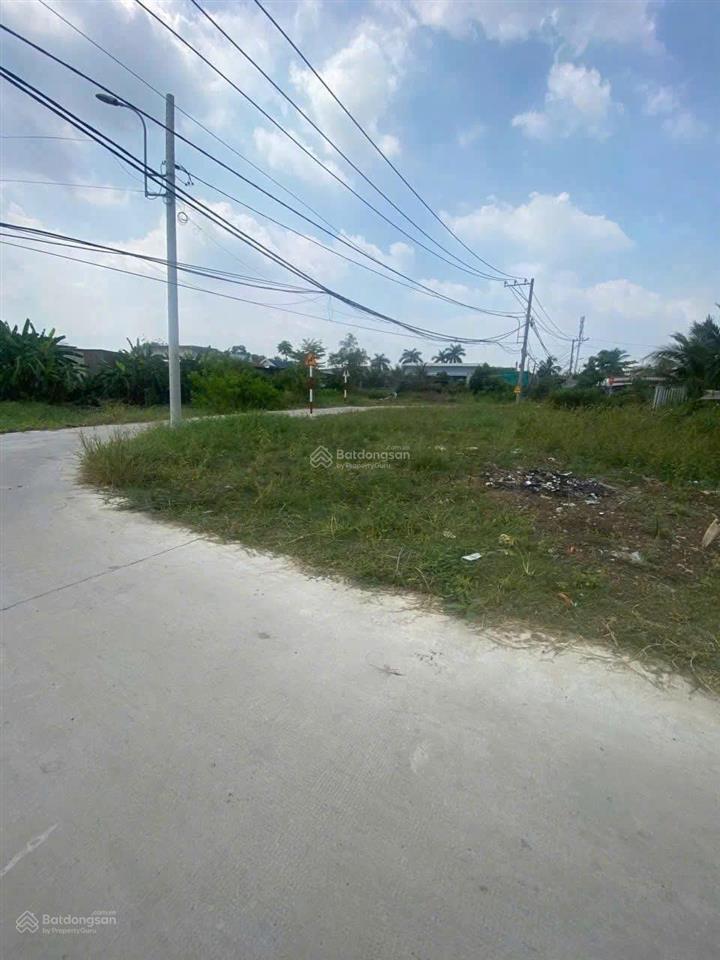 Tôi cần bán lô đất ở an phú tây hưng long diện tích 132m2 giá 1 tỷ 200 sổ hồng riêng full thổ cư