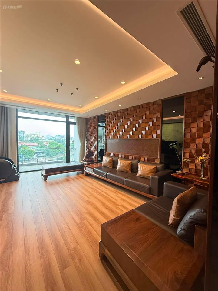 Bán nhà phố nguyễn lân cạnh hồ, 95m2 x 5t, thang máy, nở hậu, view hồ, nhỉnh 32,9 tỷ