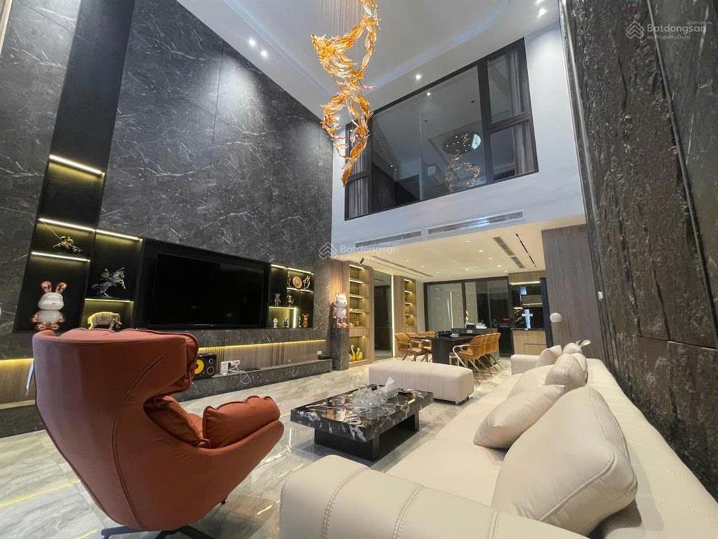 (hạ chào 3,5 tỷ) xác thực gấp cứu cty, bán rẻ nhà xa la, 58m2, mt 5m, vỉa hè, oto tránh, 13,5 tỷ