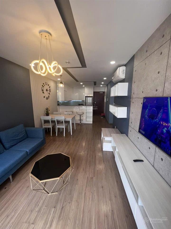 Bán chung cư gold view lầu cao view thoáng 80m2 2pn2wc giá 8,2 tỷ (bao gồm 5% sổ)