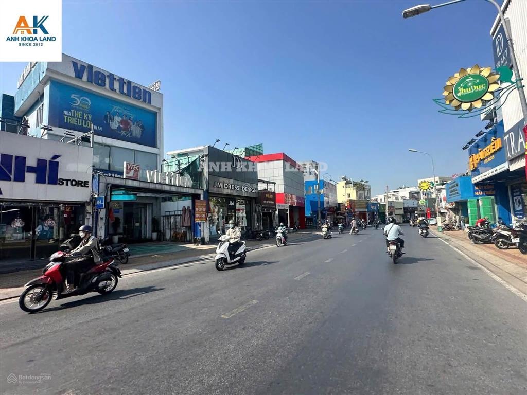 Hot hot!! mặt tiền kinh doanh đường 30m cách global city chỉ 5p!!