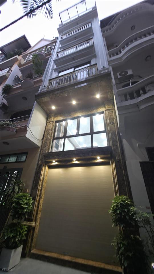 Bán nhà xuân thủy, cầu giấy 41m,7 tầng, thang máy,full nội thất,cách oto 15m, gần nguyễn phong sắc