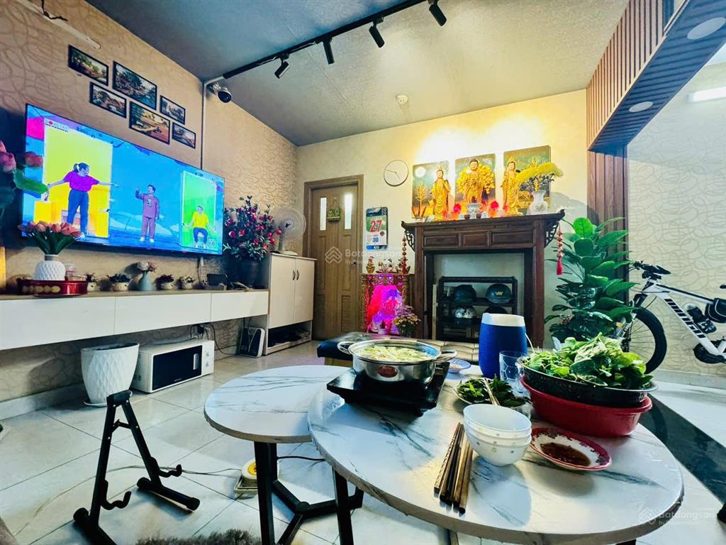 Bán đúng giá d1mension, 7 tỷ, 75 m2, ban công view đường võ văn kiệt