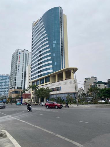 1380M2 Lâu Dài Mặt Hoàng Quốc Việt -Vinpearl- Mặt Tiền 28M 220 Tỷ Sổ Thổ cư