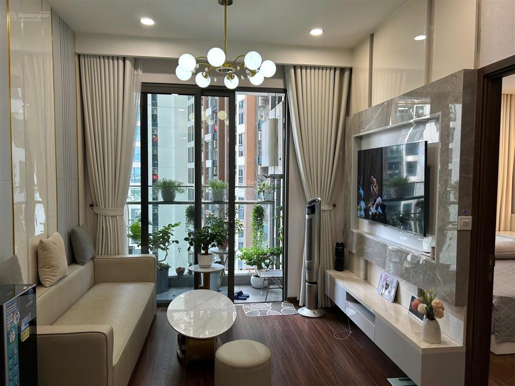 Cần bán chung cư 2pn 2vs 59m2 tây nam sẵn sổ giá 5 tỉ mwf vinhomes ocean park gia lâm