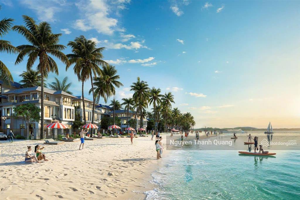 Nhà 14 tỷ cạnh bãi tắm biển nha trang
