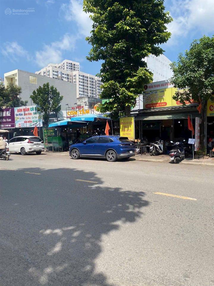 Bán mặt tiền kinh doanh đường 9a phường long bình sát vinhome