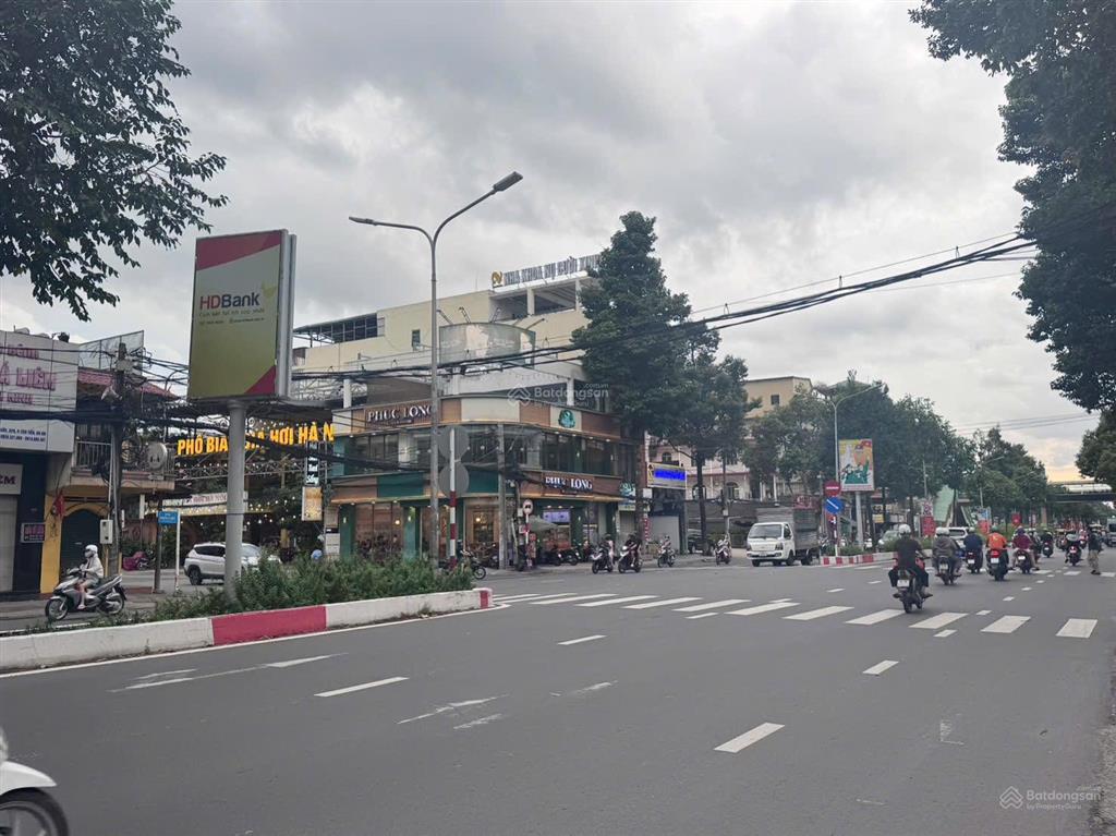 Bán nhà mặt tiền đường nguyễn ái quốc biên hòa đồng nai 8x26m chỉ 16,5 tỷ