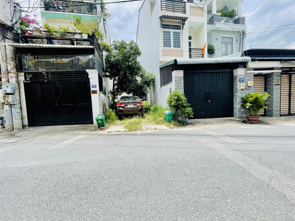 Đất mt đường 182 xe tải quay đầu p tăng nhơn phú a gần ngay lê văn việt 5.9 tỷ