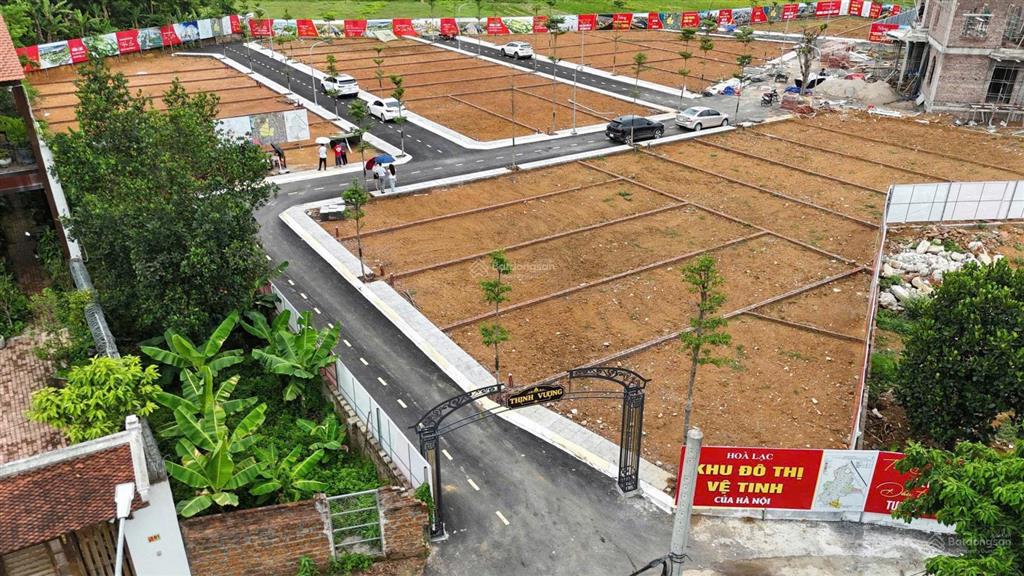 Bán lô đất ngay tại quốc lộ 21 la gián, hòa lạc dt 106m full thổ cư