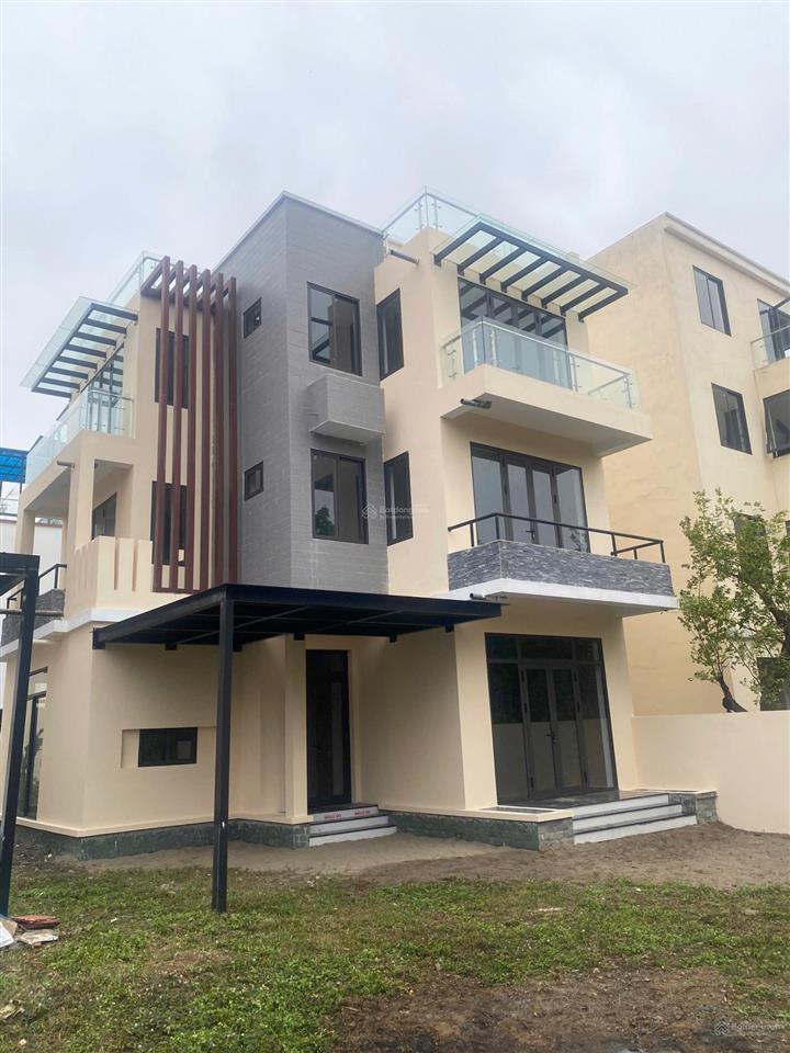 Chính chủ bán bt22 ven suối con gái, nhà thô, vị trí cực đẹp, không gian yên tĩnh. 0343,202.831