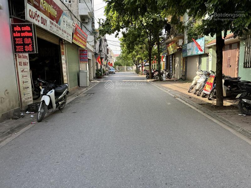Chính chủ bán 60,2m2 đất cửu việt 1, gia lâm. view sân chơi thoáng mát vĩnh viễn