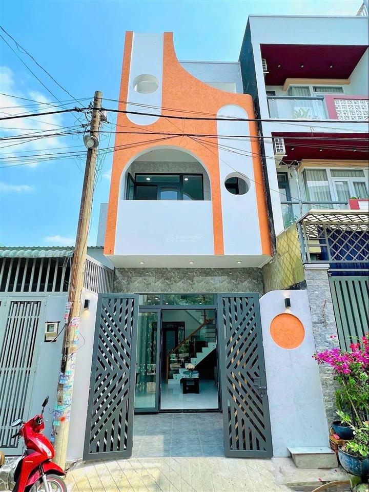 Cần bán nhà mới xây tại hẻm 47 đường trường lưu, phường long trường, tp hồ chí minh