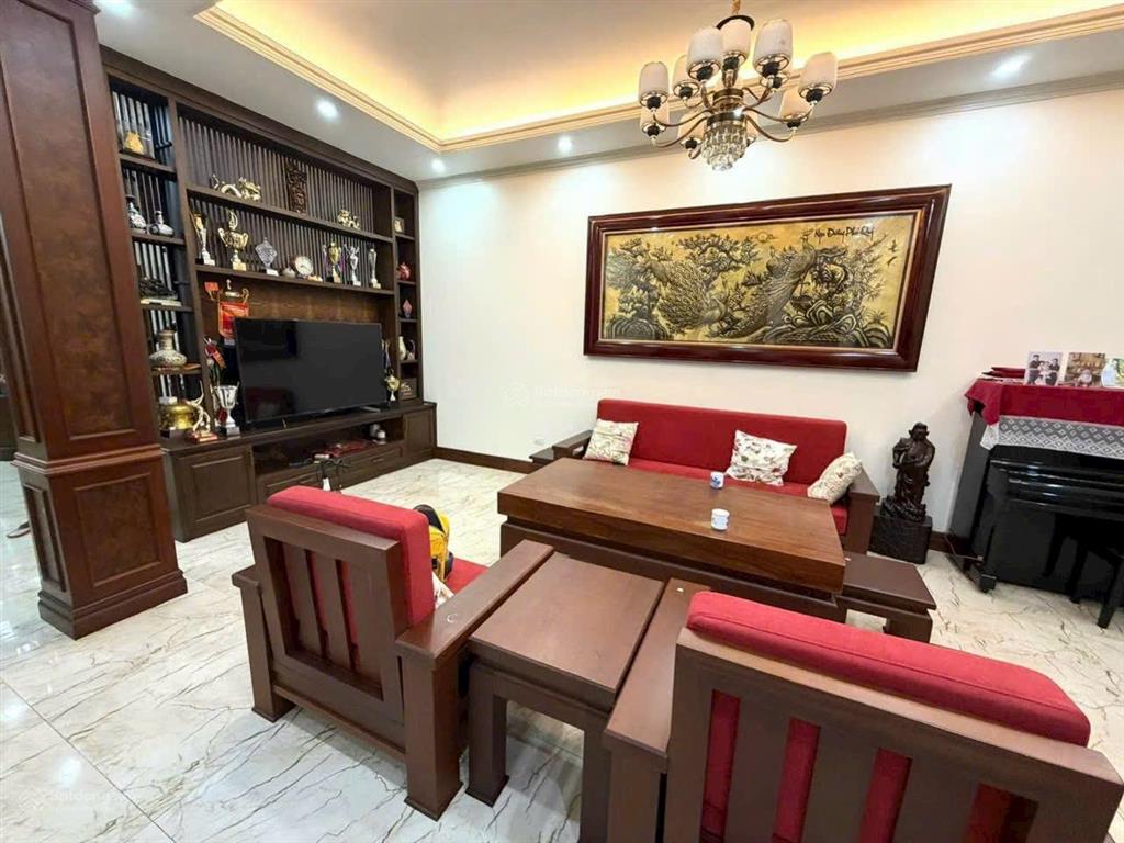 Chính chủ gửi bán nhanh căn bt song lập 213,3m2 full nội thất giá 77 tỷ, 0903 257 ***