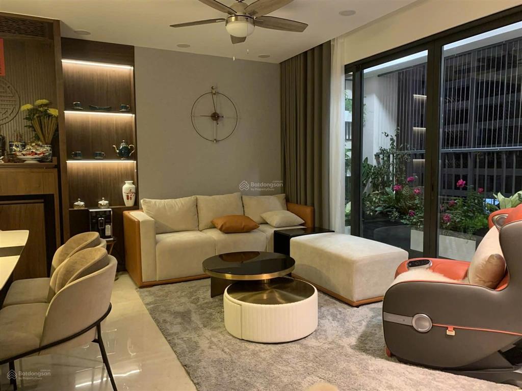 Nhỉnh 5 tỷ có ngay căn 52m, sổ đỏ, full đồ, vinhomes gardenia hàm nghi, giá đầu tư, cần bán gấp
