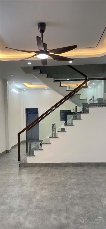 Bán nhà riêng tại ngõ 163, trần huy liệu, 2 tỷ vnd, 52m2, 3pn, 2wc
