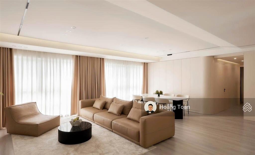 Bán căn hộ happy valley 135m2, 4pn hướng nam view hồ bán nguyệt. giá 10,6 tỷ 0947 800 *** em toản