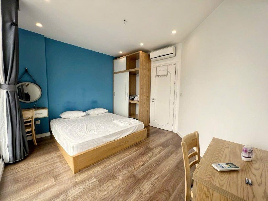 Bác em có căn hộ 2PN 58m2 chung cư Edorado Tây Hồ cần chuyển nhượng lại giá thiên chí chỉ 5,75 tỷ ạ