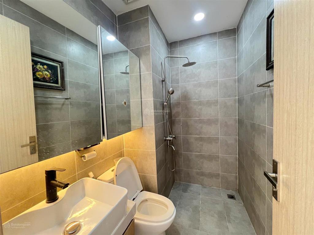 Bán nhà phố valora mizuki park gần full nội thất giá 10 tỷ sổ hồng riêng