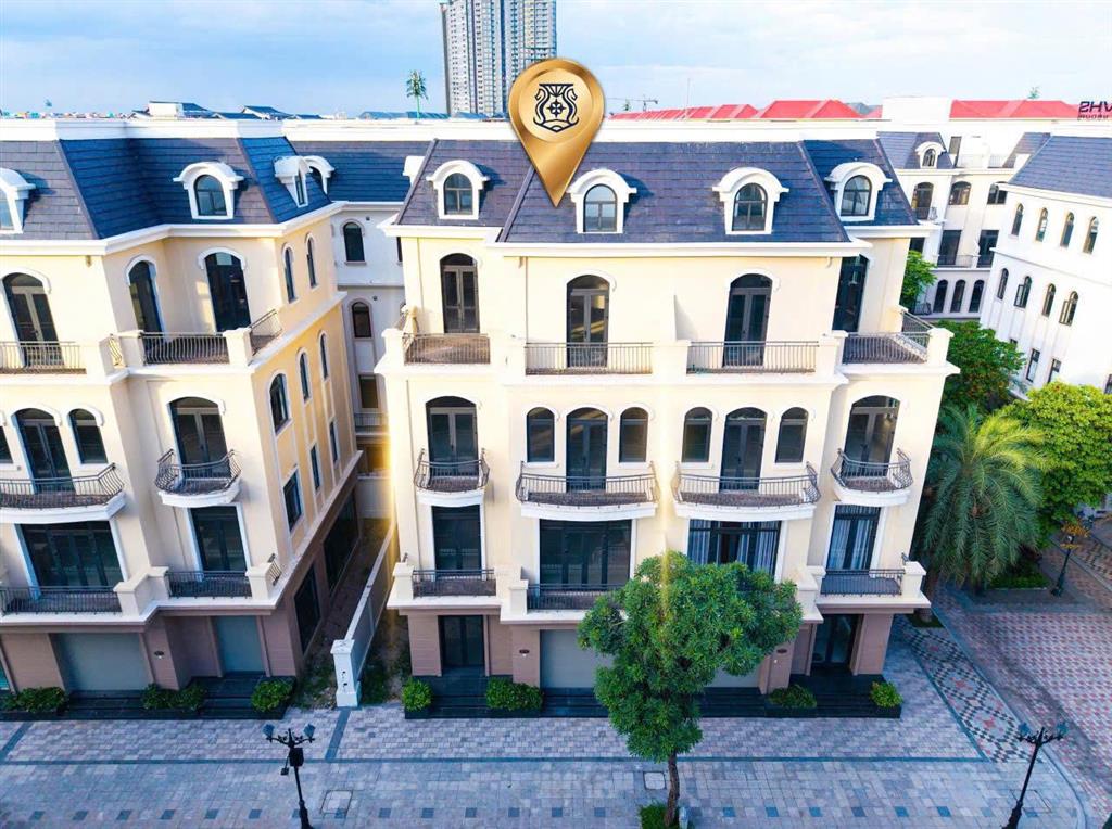 Chính chủ bán nhanh căn liền kề 48m, giá 5,8 tỷ, sẵn sổ 0394 338 ***