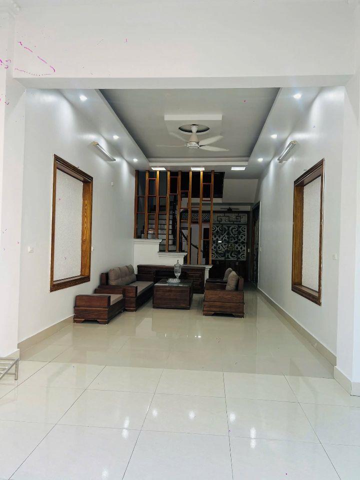 Bán nhà 3 tầng KĐT Vạn Phúc, phường Thanh Bình, TP Hải Dương, 76m2, 4 ngủ, 3 vs, mt 4m, chỉ 4.8 tỷ
