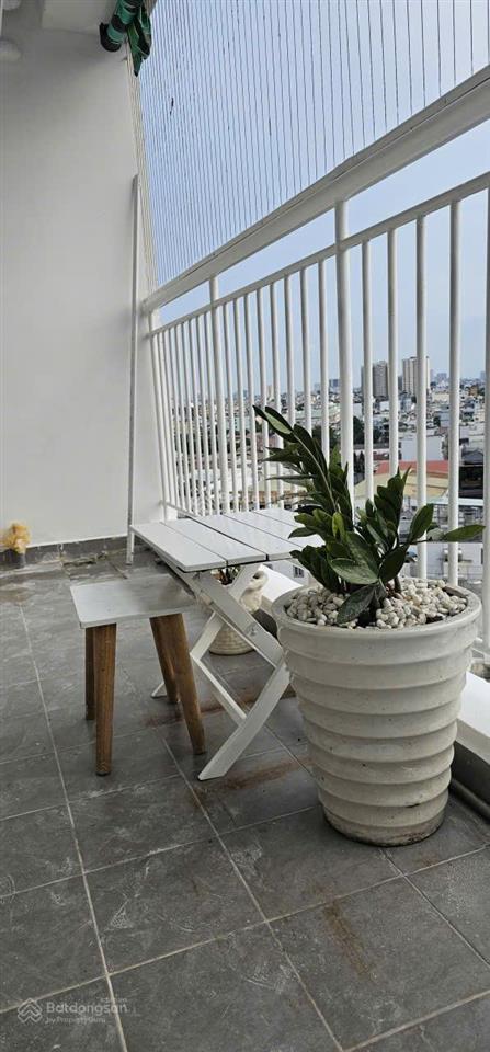 Chung cư 8x đầm sen 1 phòng ngủ có sổ sẵn bán gấp tặng nội thất