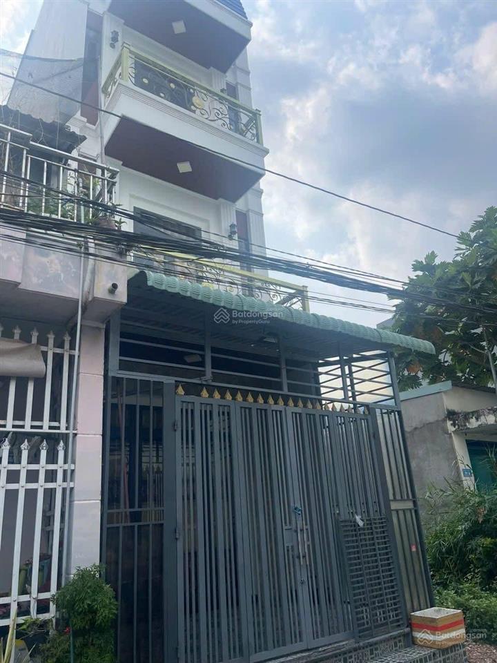 Nhà 3 tầng sổ riêng, hỗ trợ bank, 2ty590 ngay long hậu hẻm ô tô