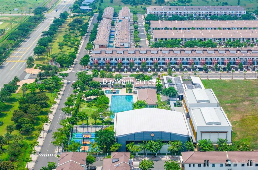 Nhà mặt tiền đường 25m/3 tầng/100m2 sun casa central vsip2a bình dương giá 3.35 tỷ bao sổ