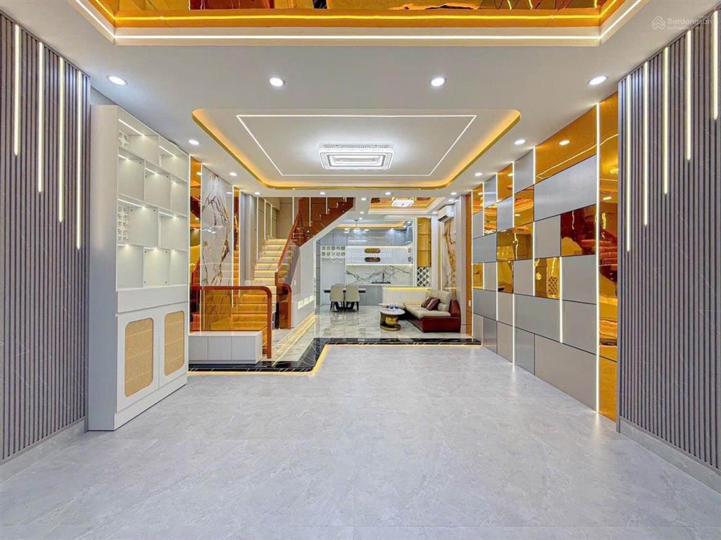 Nhà hẻm xe hơi thông quận 7 cạnh phú mỹ hưng xe hơi vào tận nhà tặng full nội thất cao cấp!