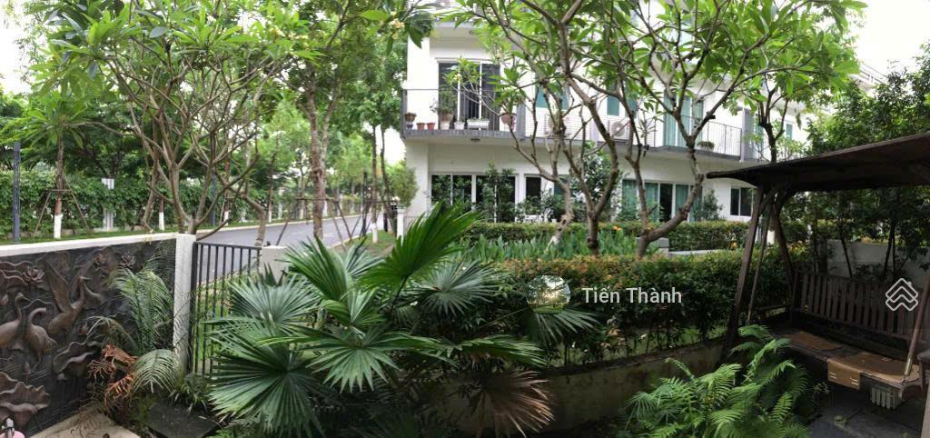 Chuyển nhượng liền kề evelyne parkcity hà nội diện tích 120m2 x 3 tầng, sổ đỏ chính chủ, giá tốt