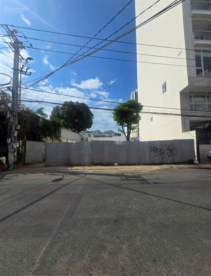 Bán đất mặt tiền bắc sơn, cách biển 250m, nha trang