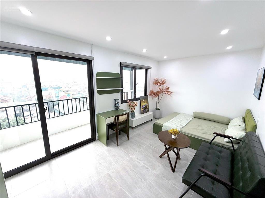 Diện tích 70m2 xây dựng 7 tầng mặt tiền 5,7m công năng 18 phòng khép kín, khai thác cho thuê