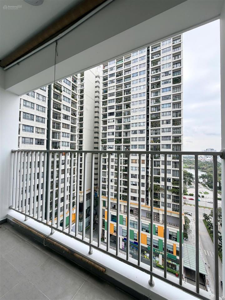 Chính chủ gửi bán ch 2n view hồ toà no3t2 ngoại giao đoàn 0911 632 ***